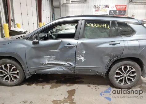 2025 Toyota Corolla Cross Hybrid Se from USA, damaged, VIN 7MUFBABG5SV083953